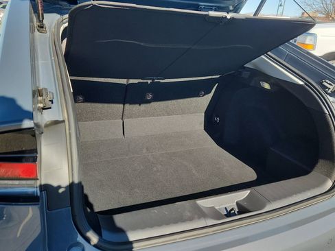 Used 2025 Toyota Prius LE image 11