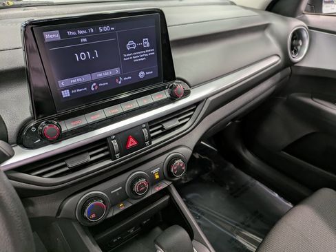 Certified 2023 Kia Forte LXS w/ LXS Technology Package image 10