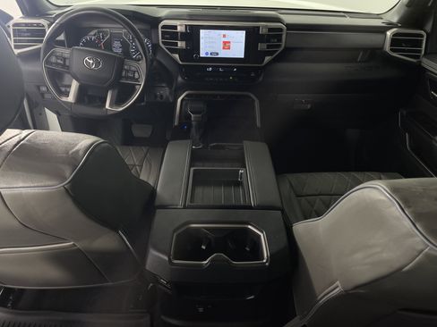 Used 2025 Toyota Tundra SR5 w/ SR5 Convenience Package AWD/4WD image 12
