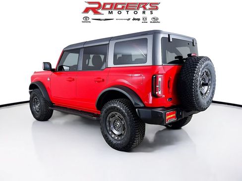Used 2024 Ford Bronco Outer Banks AWD/4WD image 6