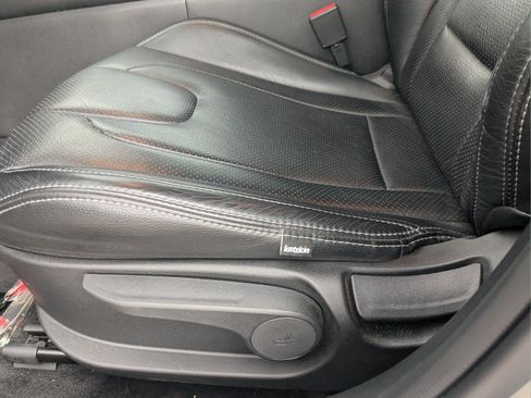 Used 2024 Hyundai Elantra SEL w/ Convenience Package FWD image 16