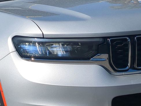 Used 2021 Jeep Grand Cherokee L Limited image 28