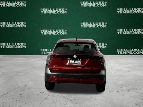Used 2025 Nissan Kicks SV image 7
