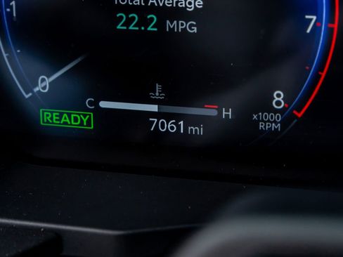 Used 2025 Toyota Land Cruiser w/ Premium Package image 21