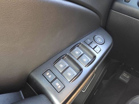 Used 2018 GMC Yukon Denali w/ Denali Ultimate Package AWD/4WD image 20