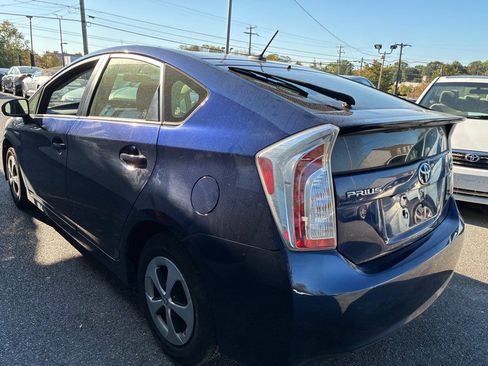 Used 2013 Toyota Prius Three image 5