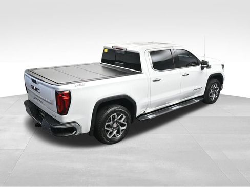 Used 2023 GMC Sierra 1500 SLT w/ SLT Premium Plus Package AWD/4WD image 22