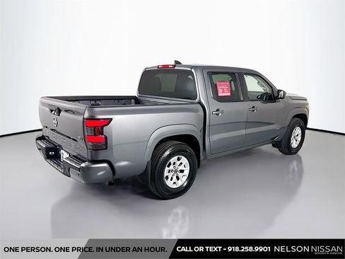 Used 2024 Nissan Frontier SV w/ Technology Package RWD image 5