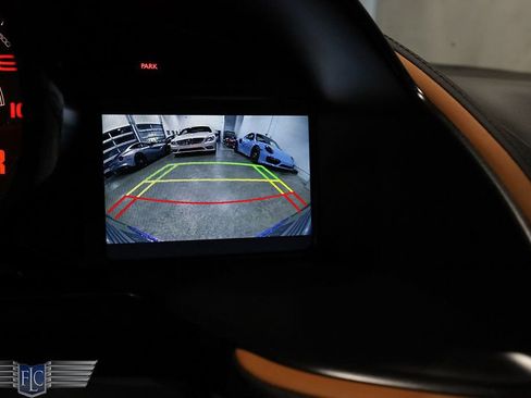 Used 2020 Ferrari 812 Superfast image 38