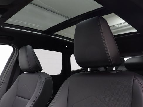 Certified 2025 BMW X1 xDrive28i w/ Convenience Package image 11