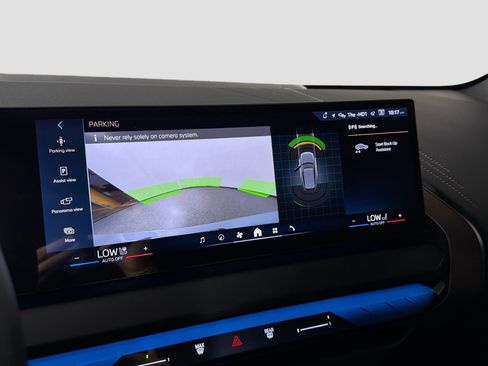 Certified 2025 BMW X3 xDrive30i w/ M Sport Package image 13