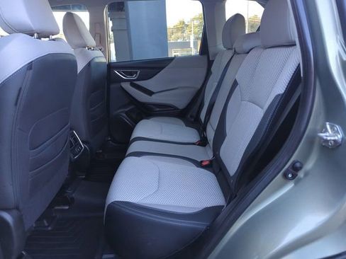 Used 2021 Subaru Forester Premium image 28