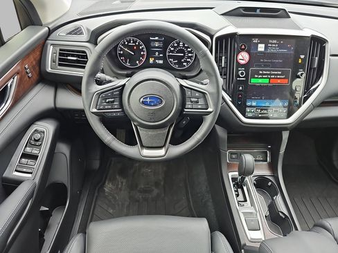 Used 2025 Subaru Ascent Touring image 17