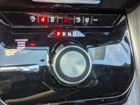 Used 2023 Jeep Wagoneer L Series II image 22