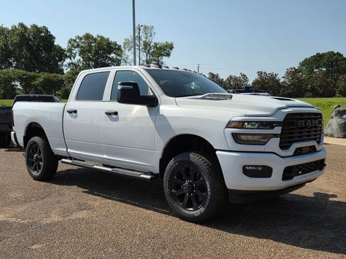 New 2026 RAM 2500 Tradesman AWD/4WD image 2
