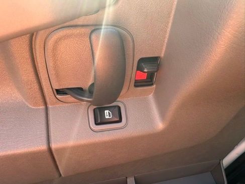 Certified 2024 Chevrolet Express 3500 LT w/ LT Preferred Equipment Group image 13