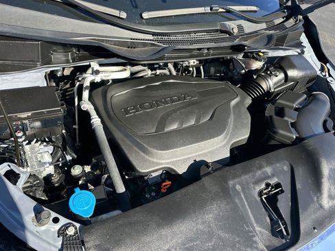 Used 2024 Honda Odyssey Touring image 9