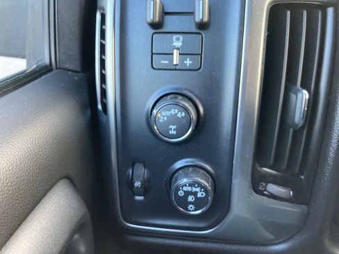 Used 2019 Chevrolet Silverado 1500 LT w/ All Star Edition AWD/4WD image 14