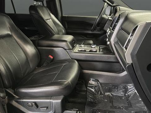 Used 2020 Ford Expedition Max XLT w/ Equipment Group 202A AWD/4WD image 23