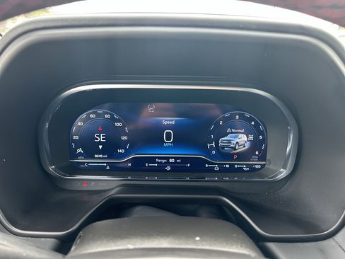 Used 2024 Chevrolet Tahoe RST w/ Luxury Package image 27