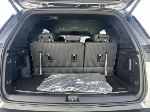 New 2026 Chevrolet Traverse LT w/ Midnight/Sport Edition image 6