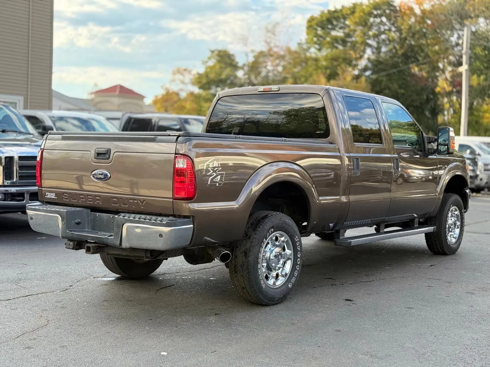 Used 2016 Ford F250 XLT w/ XLT Premium Package AWD/4WD image 5