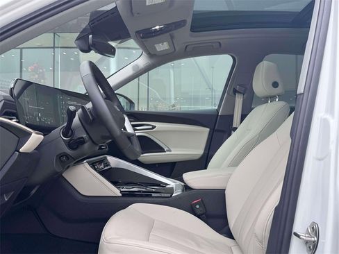 Used 2025 Audi Q5 Premium Plus image 7