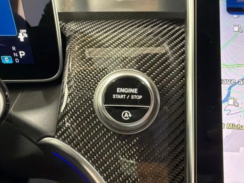 Used 2025 Mercedes-Benz GLC 43 AMG 4MATIC image 36