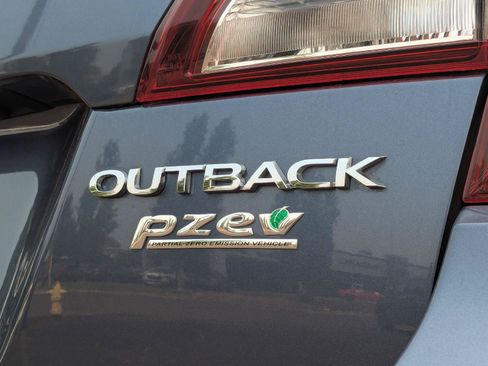 Used 2016 Subaru Outback 2.5i Limited w/ Popular Package #4 AWD/4WD image 31