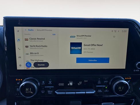 Used 2023 Toyota Highlander Platinum image 17