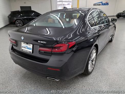 Used 2023 BMW 530i w/ Convenience Package RWD image 8