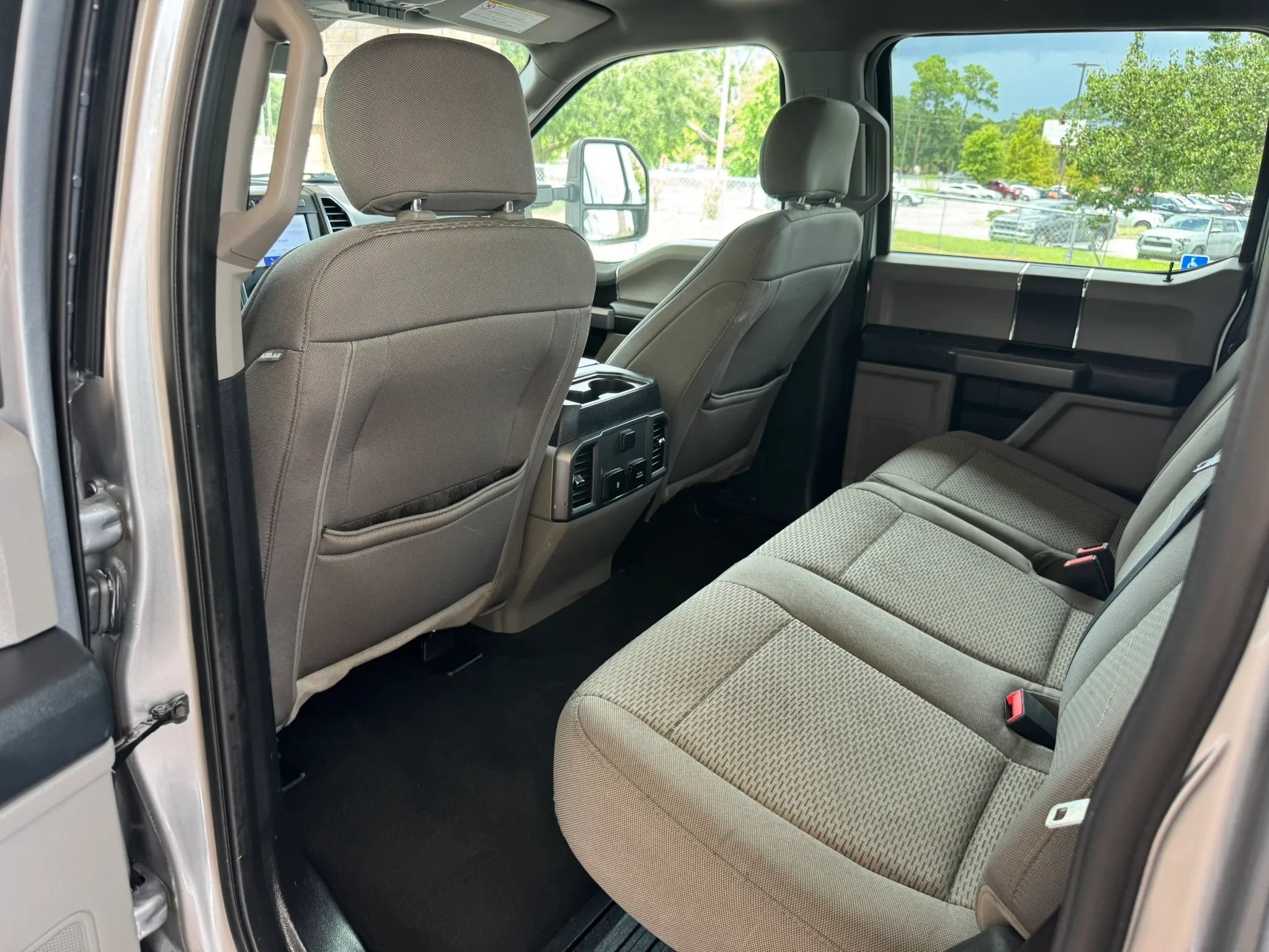 Used 2020 Ford F350 XLT w/ XLT Value Package AWD/4WD image 16