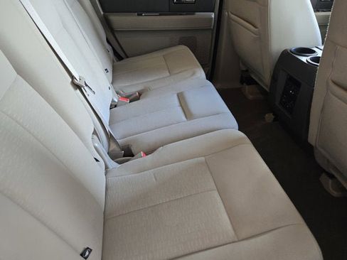 Used 2011 Ford Expedition XLT w/ HD Trailer Tow Pkg image 9