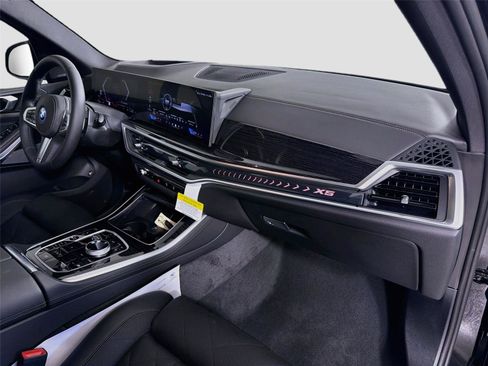 New 2026 BMW X5 xDrive50e w/ Executive Package AWD/4WD image 31