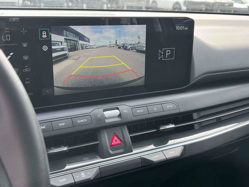 Used 2025 Kia K4 EX FWD image 19