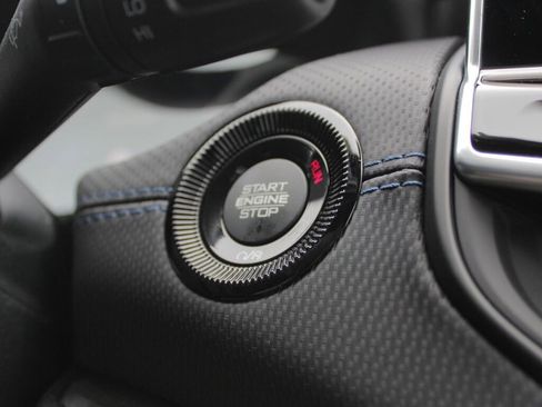 New 2026 Jeep Compass Limited w/ Limited Altitude Pack image 30