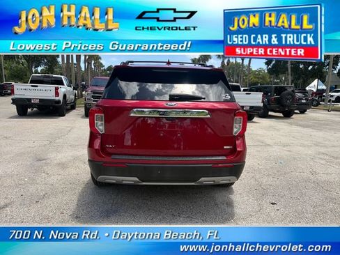 Used 2020 Ford Explorer XLT w/ Equipment Group 202A AWD/4WD image 10