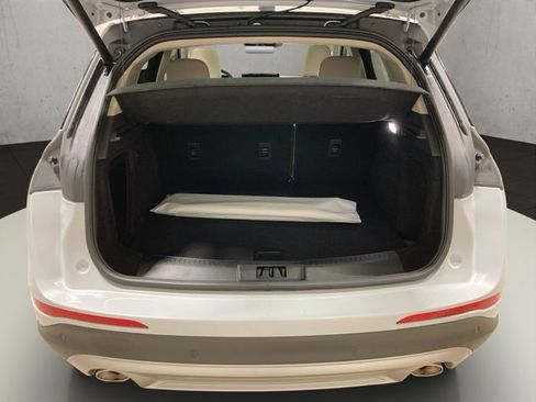 Used 2025 Lincoln Corsair Reserve image 23