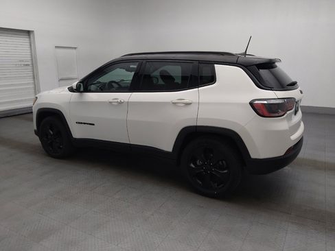 Used 2021 Jeep Compass Latitude w/ Sun and Sound Group FWD image 3