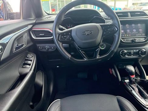 Used 2023 Chevrolet TrailBlazer RS w/ Convenience Package AWD/4WD image 12