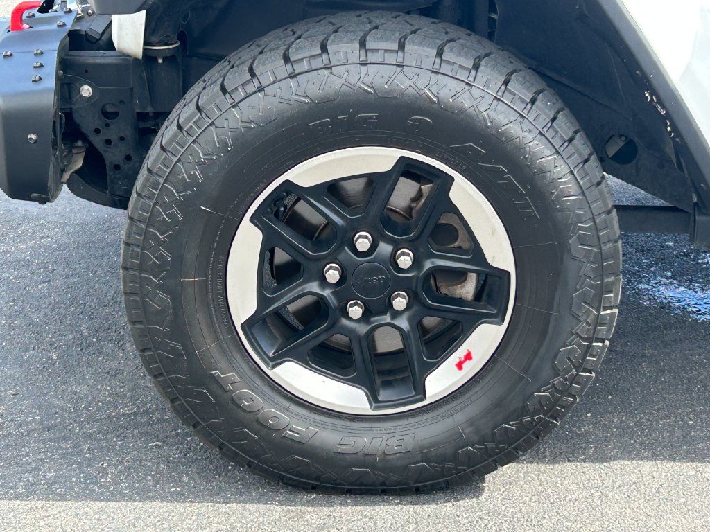Used 2020 Jeep Wrangler Unlimited Rubicon AWD/4WD image 11