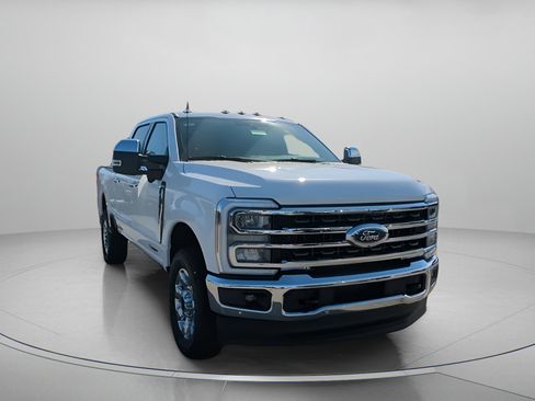 New 2026 Ford F250 King Ranch w/ Chrome Package image 3