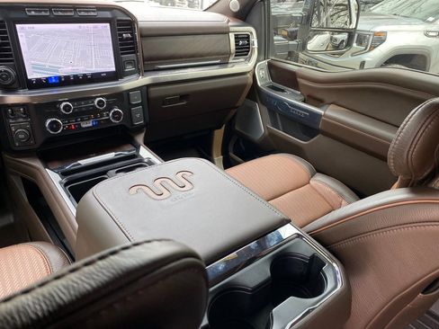 Used 2024 Ford F250 King Ranch w/ Chrome Package image 17