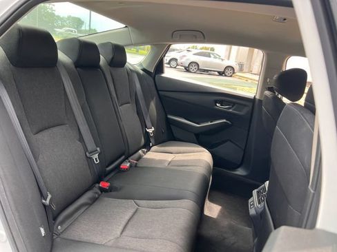 Used 2025 Honda Accord LX image 27