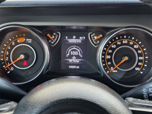 Used 2023 Jeep Wrangler Unlimited Sport image 13