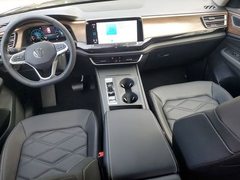 New 2026 Volkswagen Atlas SE image 15