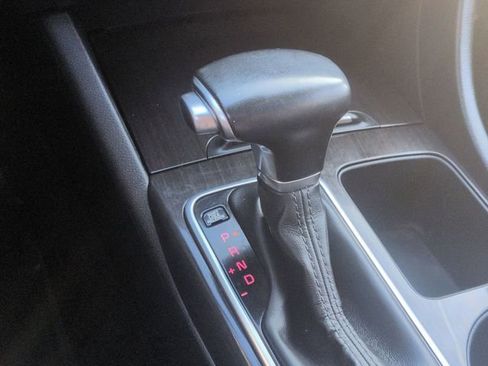 Used 2020 Kia Optima Premium image 23