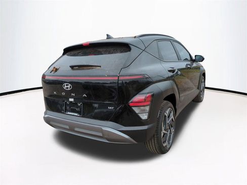 New 2026 Hyundai Kona SEL Premium image 5