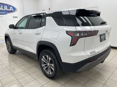 New 2026 Chevrolet Equinox LT w/ Convenience Package II AWD/4WD image 18