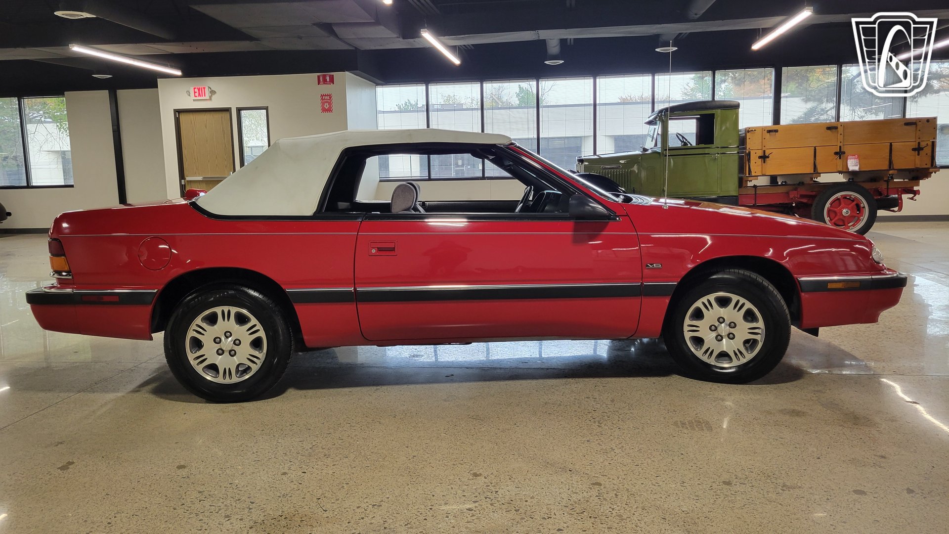 Used 1993 Chrysler LeBaron Convertible FWD image 36